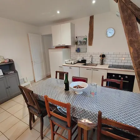 Authentique De Charme - Acces Direct Voie Verte Au Coeur De La Suisse Normande Apartamento